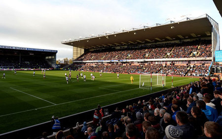 望向外界传 望向外界传